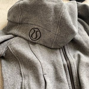 Lulu lemon scuba hoodie size 8- like new